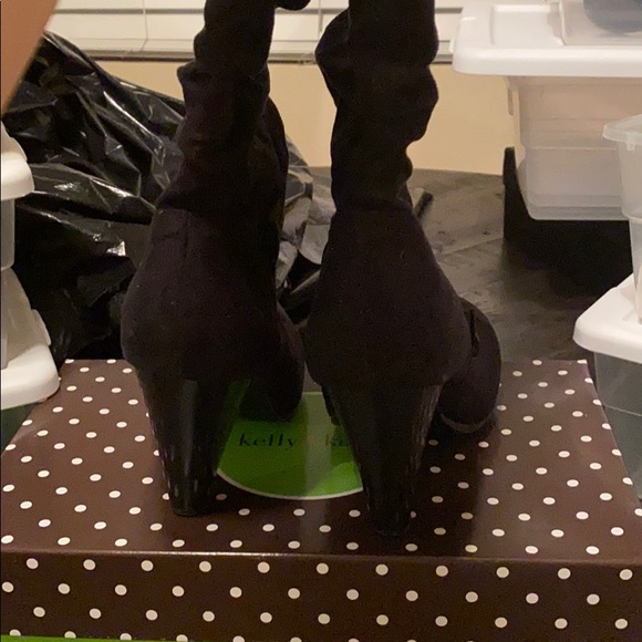 Boots - Picture 3 of 3